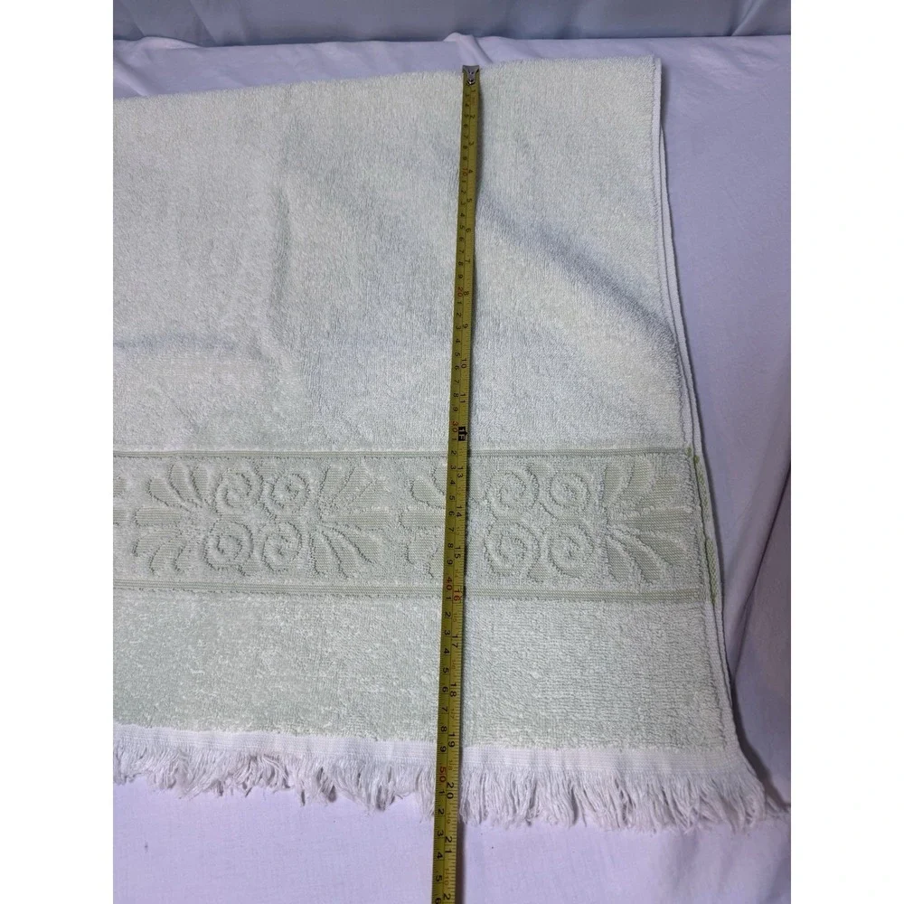 Cannon Monticello Vintage Bath Towel Sculpted Fringe Mint Green USA Retro 80s
